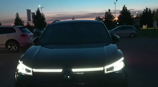 Volkswagen Tiguan cena 179900 przebieg: 3000, rok produkcji 2024 z Skarżysko-Kamienna małe 596